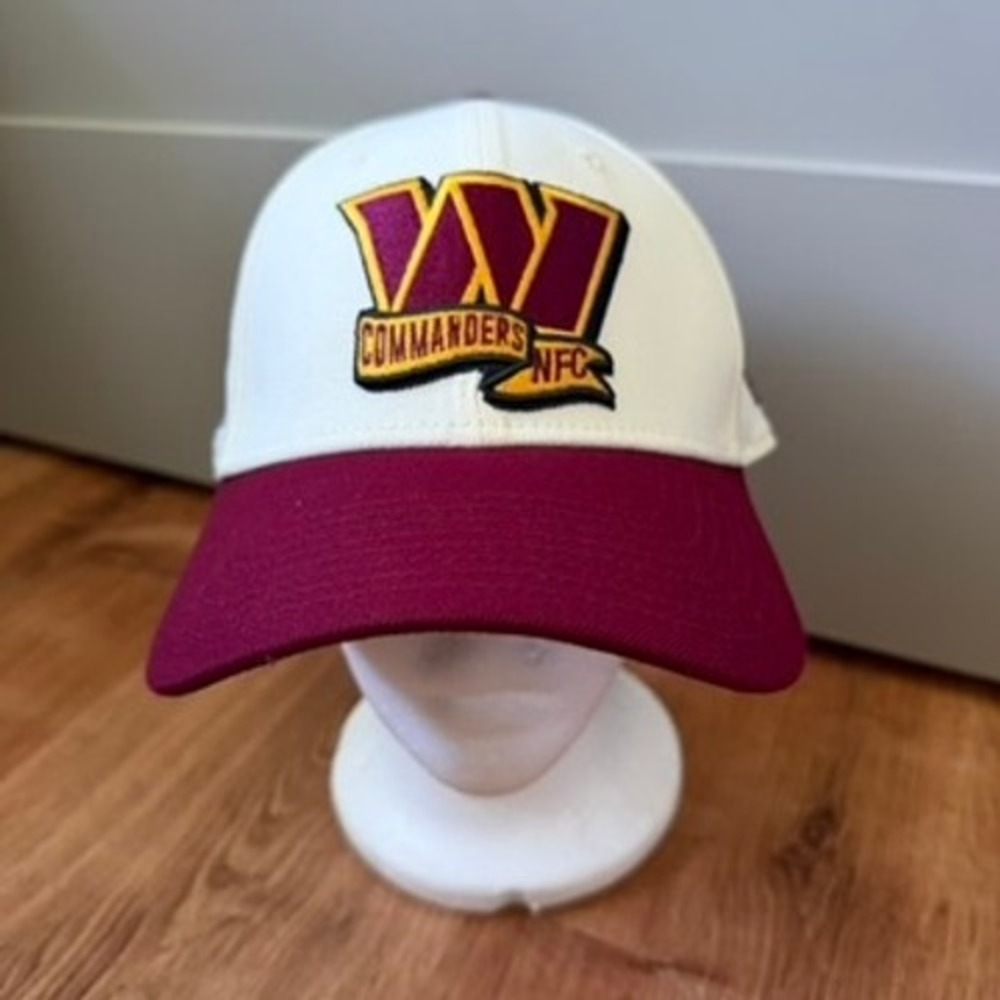 New Era Washington Commanders 39THIRTY Hat Mens L/XL White Burgundy NFL NFC